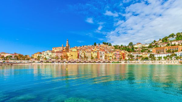 ひとり旅の旅先イメージ