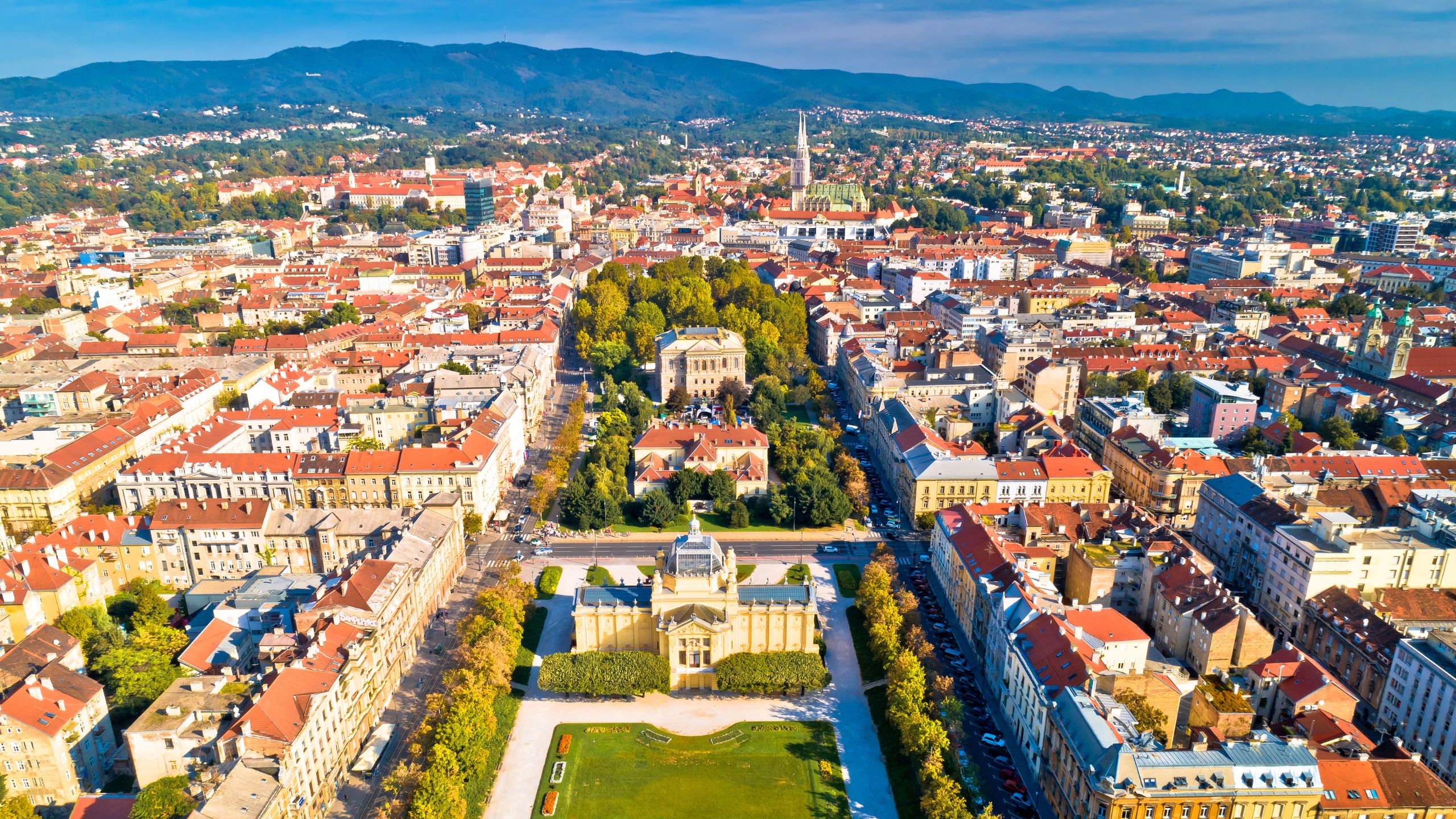 街歩きや都市滞在を楽しみたい方におすすめの風景