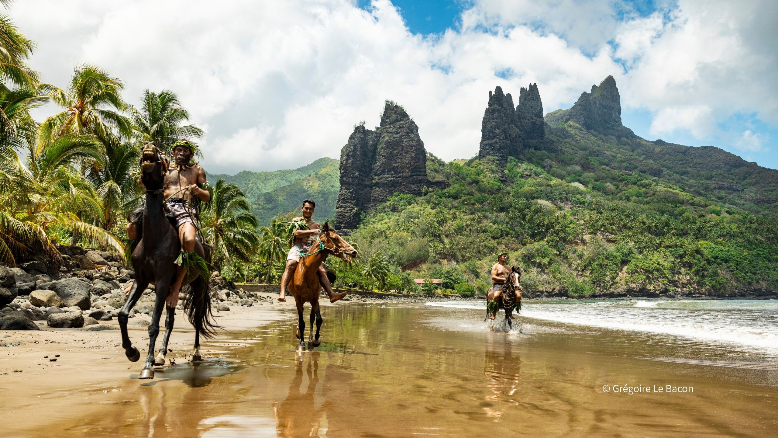自然と文化に触れる、マルケサス諸島への旅