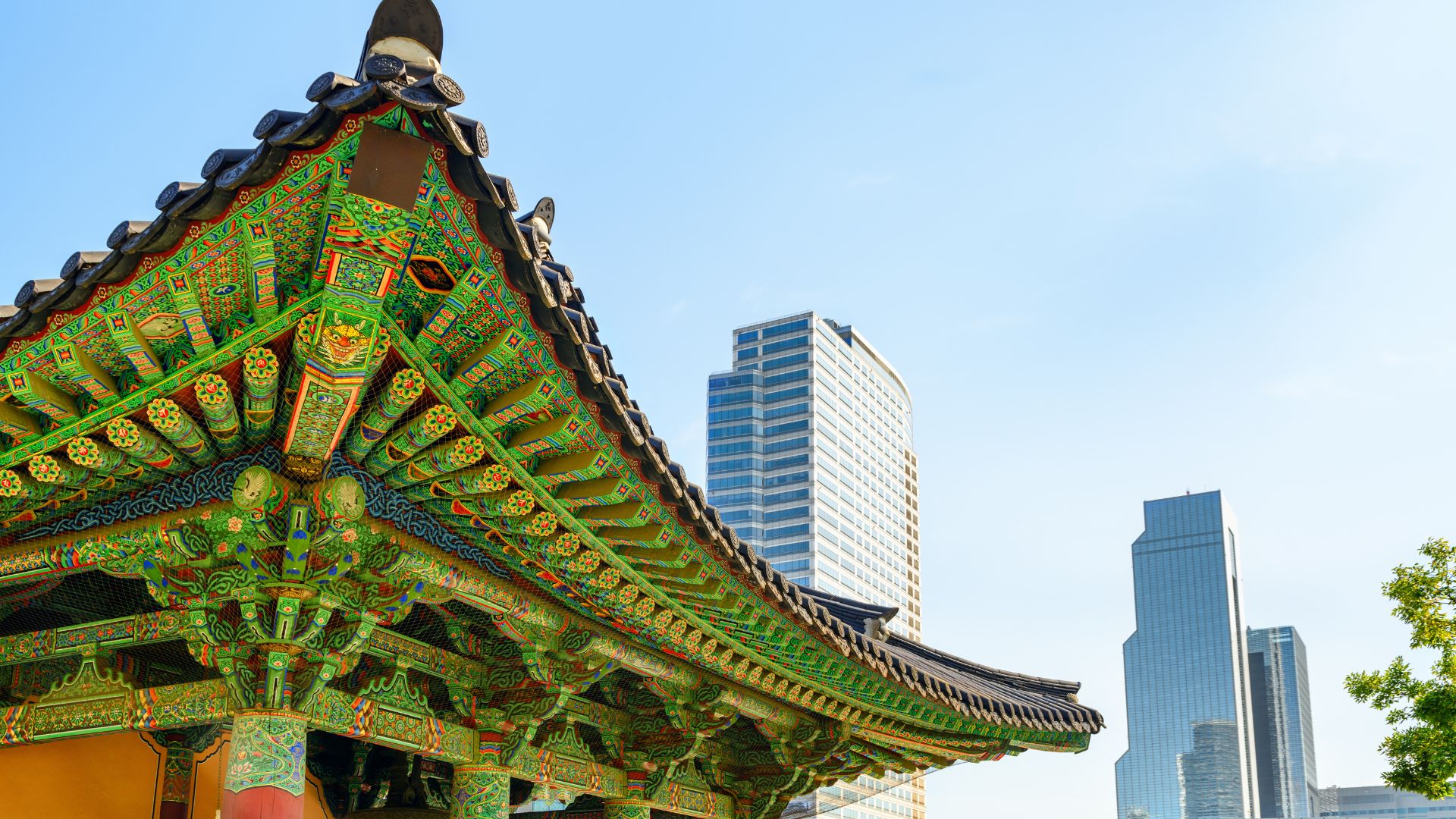 韓国旅行をイメージした伝統と現代が共存する街並み